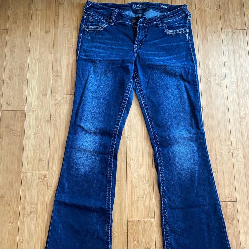 Silver Suki Mid Rise Bootcut Jeans